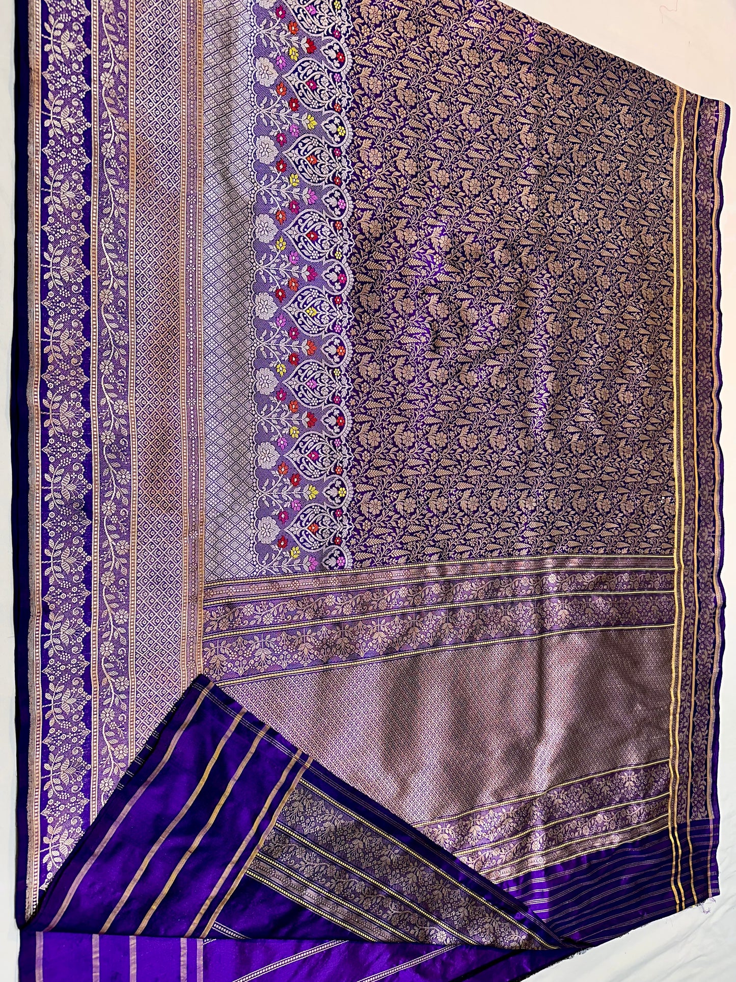 Purple Designer Handloom Pure Banarasi Katan by Katan Silk Kadhwa weave Saree