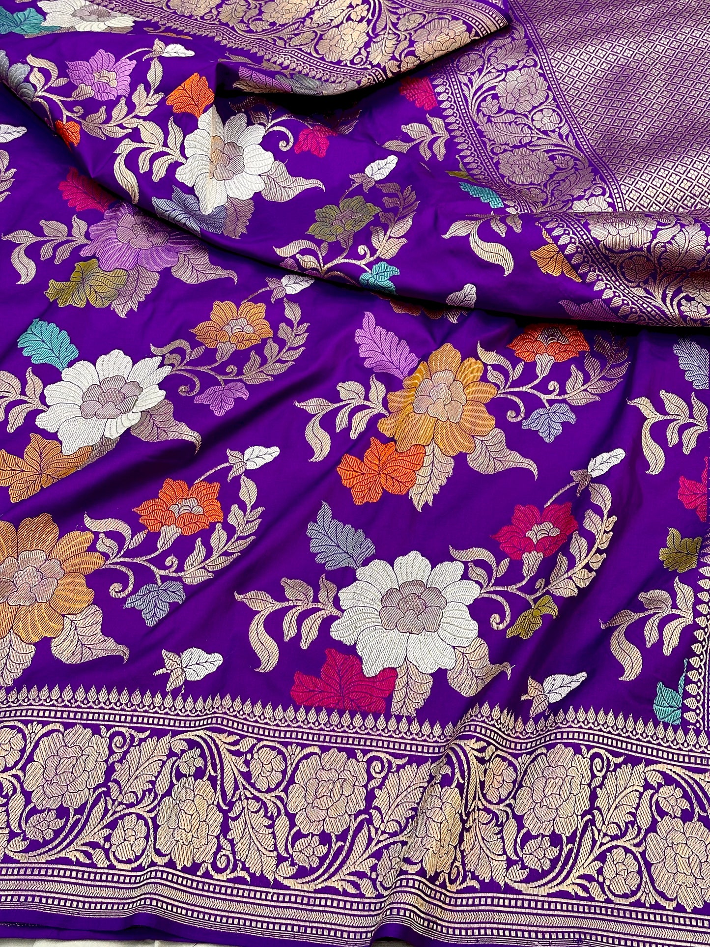 Purple jaal designer Pure Handloom Banarasi Katan by Katan Silk Kadhwa weave Saree