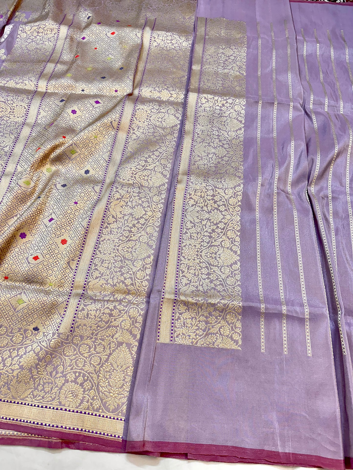 Lavender Handloom Pure Banarasi kadhwa weave Tissue Silk Saree
