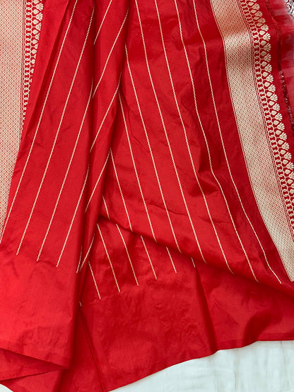 Red Designer Handloom Pure Banarasi Katan by Katan Silk Kadhwa weave Saree
